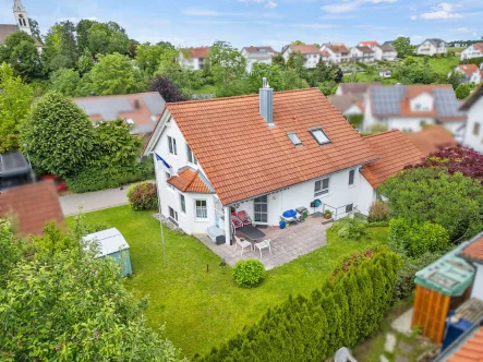 Süd-West-Ansicht - Haus kaufen in Laupheim - Perfekt für die Familie! Gepflegtes Einfamilienhaus in beliebter und ruhiger Lage