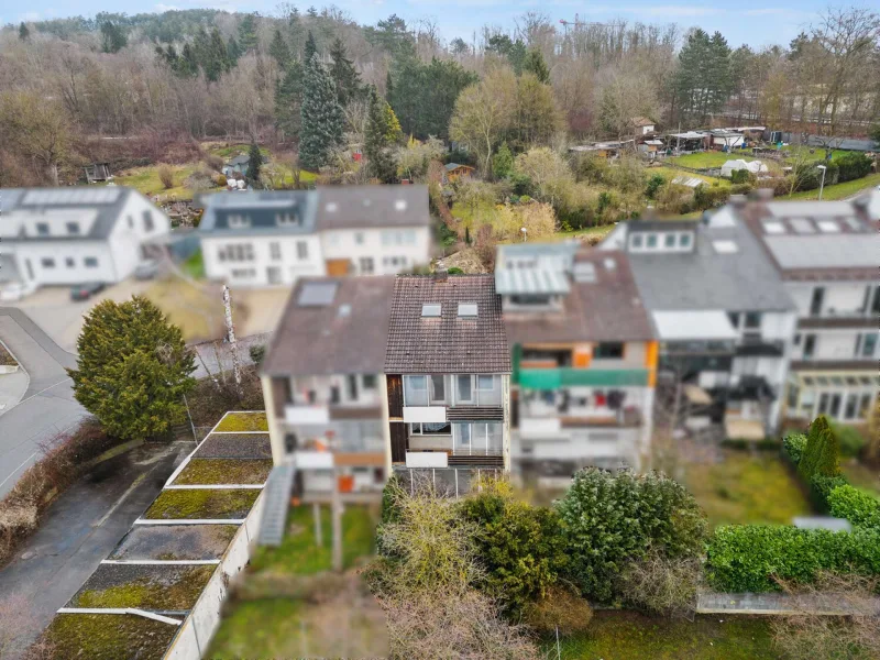 West-Ansicht - Haus kaufen in Ulm - In gesuchter Lage! Großzügiges Reihenmittelhaus mit viel Potential