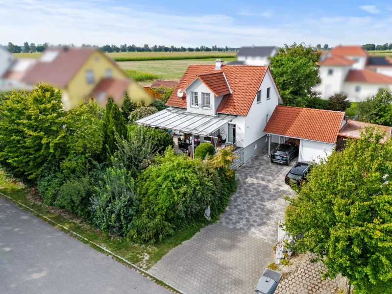 Außenansicht Süd-Ost - Haus kaufen in Wiesenbach - Ihr Wohlfühlort! Sonnenverwöhntes Einfamilienhaus mit gemütlichem Ambiente und Sonnenterrasse