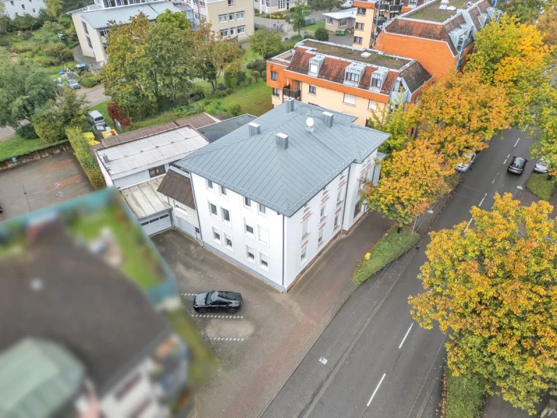 MFH Ansicht - Grundstück kaufen in Rastatt - Investoren aufgepasst - Sanierungsbedürftiges Mehrfamilienhaus plus Neubauoption!