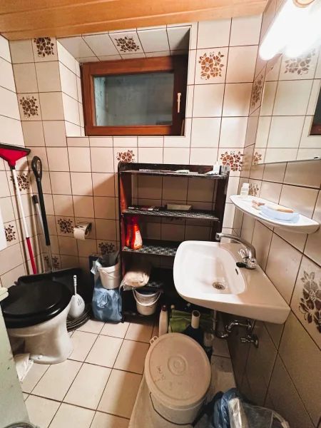 26 Toilette im Nutzkeller