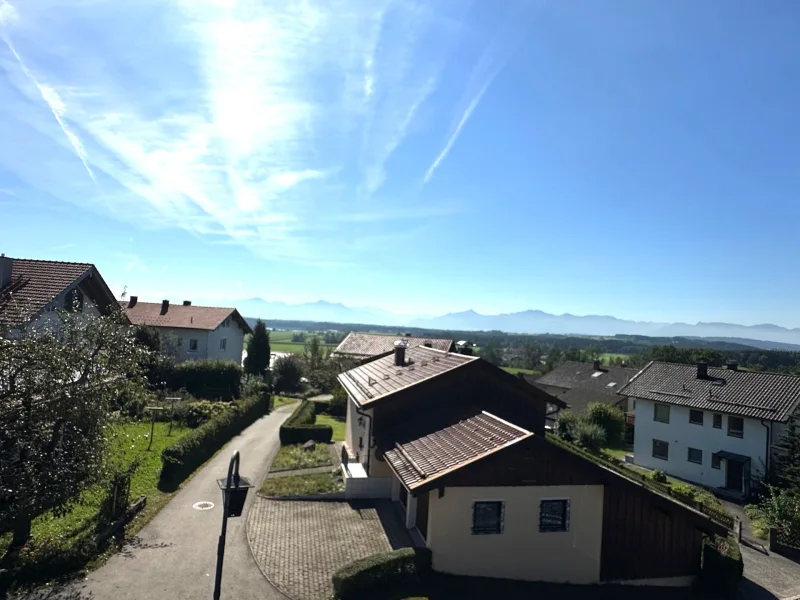 Bergpanorama und Südbalkone