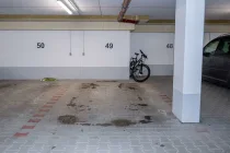 Tiefgaragenplatz mit Steckdose