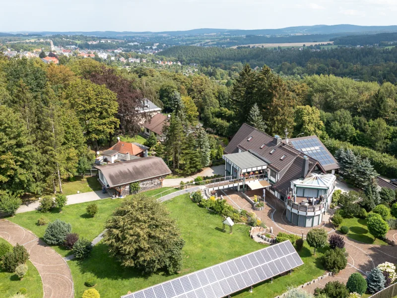 FAL-06 - Haus kaufen in Falkenstein/Vogtland - Traumvilla im Grünen: Luxuriöses Refugium im Herzen des Vogtlands