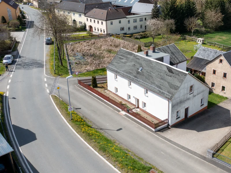 TAN-03 - Haus kaufen in Tanna - Sofort einziehen: gepflegtes Häuschen in Stelzen