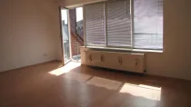 Wohnzimmer mit Balkon