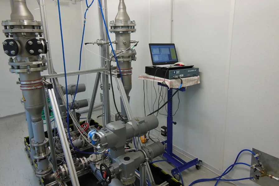 1-2-Tiefen-Geothermie-Versuchsstand-in-Neustad-Glewe