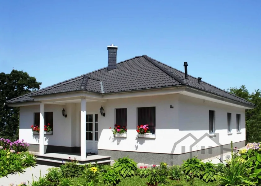 Bungalow-119-1 - Haus kaufen in Oberasbach - Bungalow für Wahre Größe im Kleinformat mit Keller in Oberasbach / Petershöhe