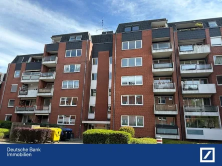 Titelbild - Wohnung kaufen in Lübeck - Helle 2 Zimmerwohnung mit großem Balkon