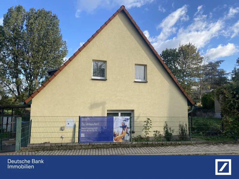 Hausansicht - Haus kaufen in Zwenkau - Wohnen am Naturschutzgebiet in Zwenkau