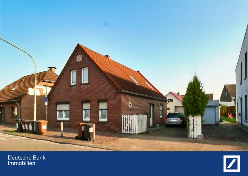 Strassenseite - Haus kaufen in Wilhelmshaven - Einfamilienhaus mit Potential in Wilhelmshaven