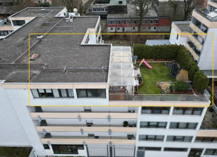 Luftaufnahme - Wohnung kaufen in Schwabach - In luftiger Höhe! Über den Dächern Schwabachs.