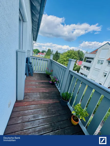 Balkon mit Ausblick - Wohnung kaufen in Wilsdruff - Traumhafte Zweiraumwohnung in ruhiger, grüner Lage!