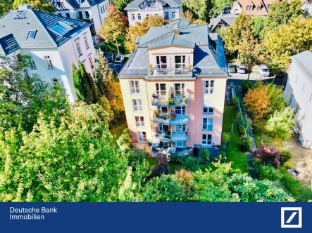 Gartenansicht - Wohnung kaufen in Dresden - Sofort bezugsfertig!Traumhafte Terrassenwohnung in exponierter Lage in DD-Plauen!