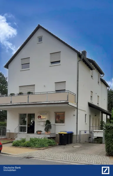 Gebäudeansicht - Wohnung kaufen in Radebeul - Wohnen wie im eigenen Haus!