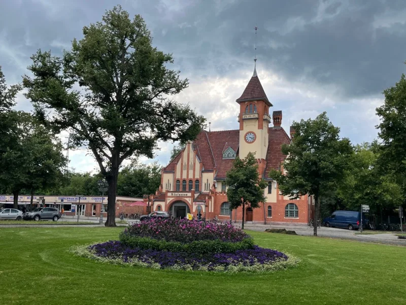 Hohernzollernplatz mit S-Bahnhof