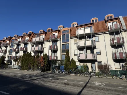 Titelbild - Wohnung kaufen in Heidelberg / Kirchheim - Modernisiertes 1-Zimmerapartment in Heidelberg