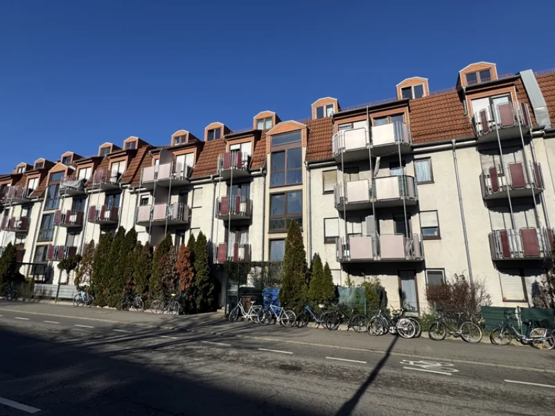 Titelbild - Wohnung kaufen in Heidelberg / Kirchheim - Modernisiertes 1-Zimmerapartment in Heidelberg