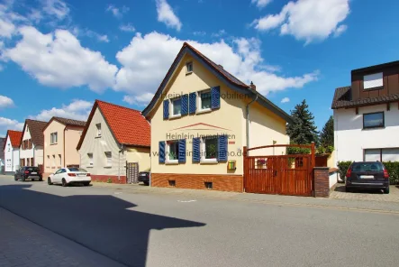  - Haus kaufen in Griesheim - Einfamilienhaus# opt. Bauplatz# Sauna# Wintergarten# Kaminofen# PV & Solar# Griesheim Hofmannstr.