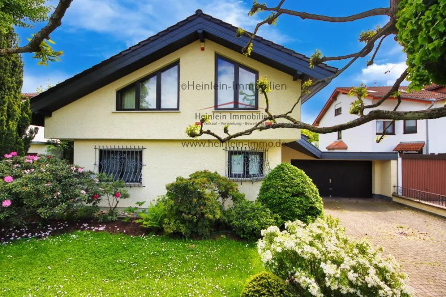  - Haus kaufen in Wiesloch - Unternehmer-Villa Wohlfühloase - 8 ZKBB* 2x Bad + 2x G-WC* doppel Garage* parkähnl.Garten* Wiesloch