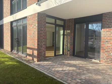 Terrasse - Wohnung kaufen in Norden - Wohnen am Norder Tief:  Ferien- oder Eigentumswohnung mit Blick auf die Mühle!