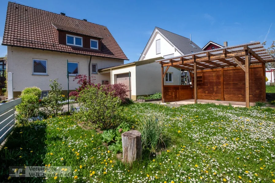 Garten - Haus kaufen in Holzgerlingen - Herzlich Willkommen in Ihrem neuen Zuhause...