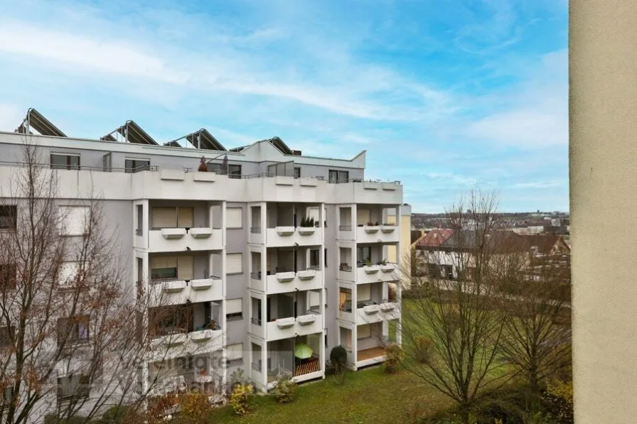 Aussicht - Wohnung kaufen in Tamm - 2 Zimmerwohnung mit Balkon und TG - Sofort Frei