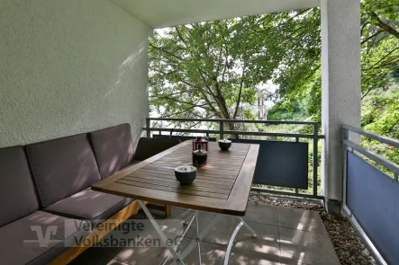 Balkon - Wohnung kaufen in Reutlingen - Gut vermietete 2 Zimmer Wohnung mit Außenstellplatz!