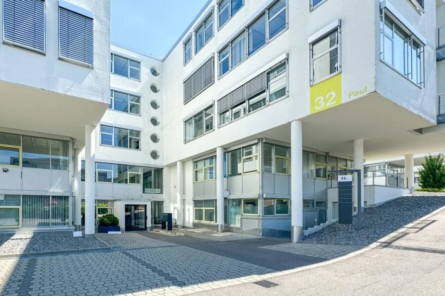 Aussenansicht Eingang - Büro/Praxis mieten in Filderstadt - Bürofläche in Filderstadt nähe Flughafen