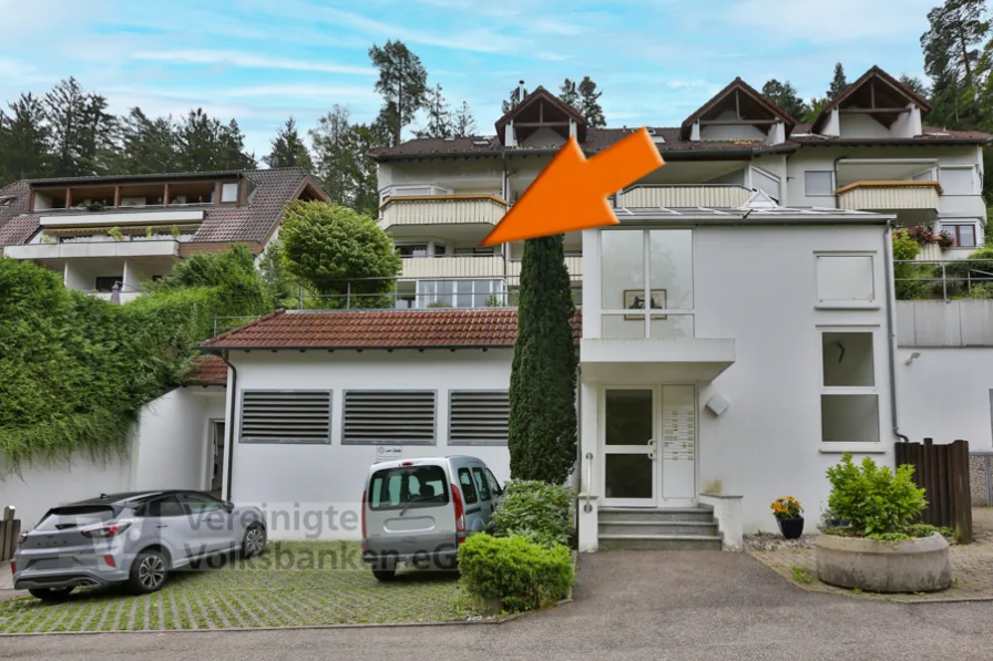 Aussenansicht - Wohnung kaufen in Bad Liebenzell - Charmante 2-Zimmer Wohnung mit tollem Blick