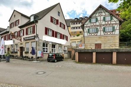 Aussenansicht Seite - Gastgewerbe/Hotel kaufen in Waldenbuch - Pension mit Gastronomie in historischem Gebäude