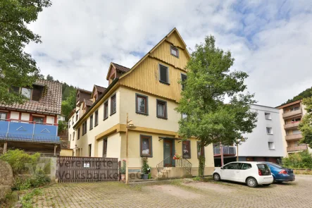 Außenansicht - Haus kaufen in Bad Liebenzell - Gut vermietete historische Immobilie