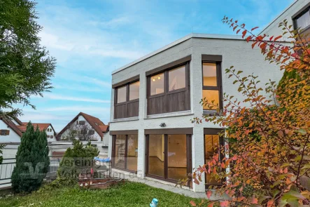 Aussen - Wohnung kaufen in Riederich - MODERNE TERRASSENWOHNUNG MIT GARTEN - DACHTERRASSE UND TG-STELLPLATZ!