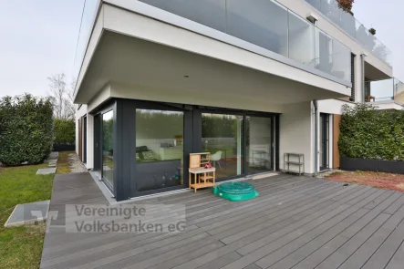 Außenansicht - Wohnung mieten in Reutlingen - Exklusives Wohnerlebnis: Gehobene Wohnung mit Garten und Terrasse!