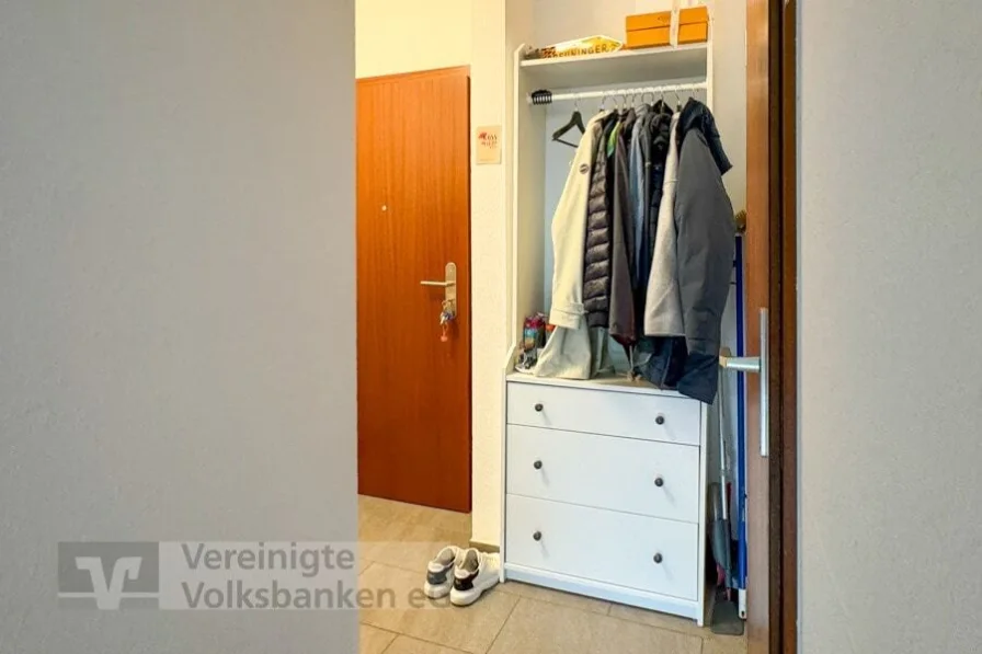 Durchgang/ Garderobe