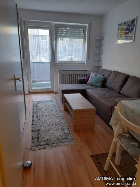 Wohn- und Schlafzimmer - Wohnung kaufen in Nürnberg - Studierendenwohnung, derzeit unvermietet
