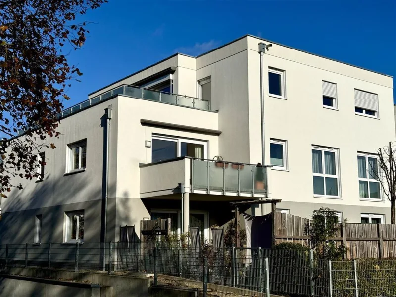 Außenansicht - Wohnung kaufen in Neuburg a d Donau - Exklusives Wohnerlebnis mit Südbalkon und Tiefgarage – Traumhafte 3-Zimmer-Wohnung für moderne Ansprüche