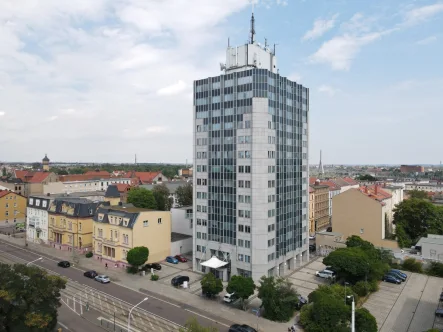 Hausansicht  - Büro/Praxis mieten in Halle - Chance nutzen! Vollklimatisierte Bürofläche im Halle-Tower