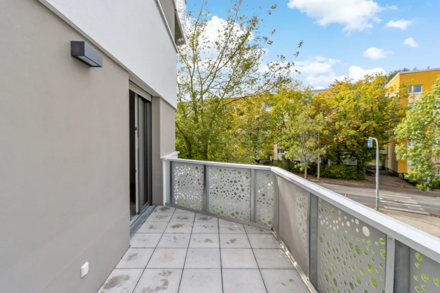 Balkon - Wohnung mieten in Halle - Smart - Nachhaltig - Zentrumsnah - Moderne 4-Raumwohnung im neuen wohncampus ACHTUNG...Die ersten 2-Monate MIETFREI!!! (WE1104)