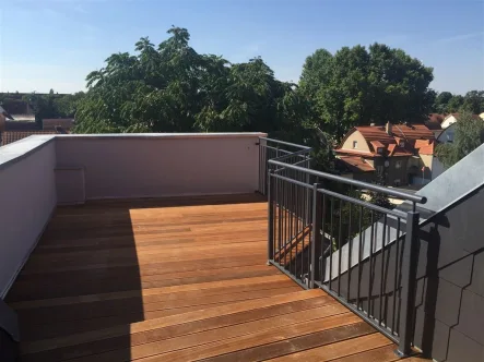 Terrasse - Wohnung mieten in Merseburg - Perfekt für junge Familie!4 Zimmerwohnung mit Dachterrasse