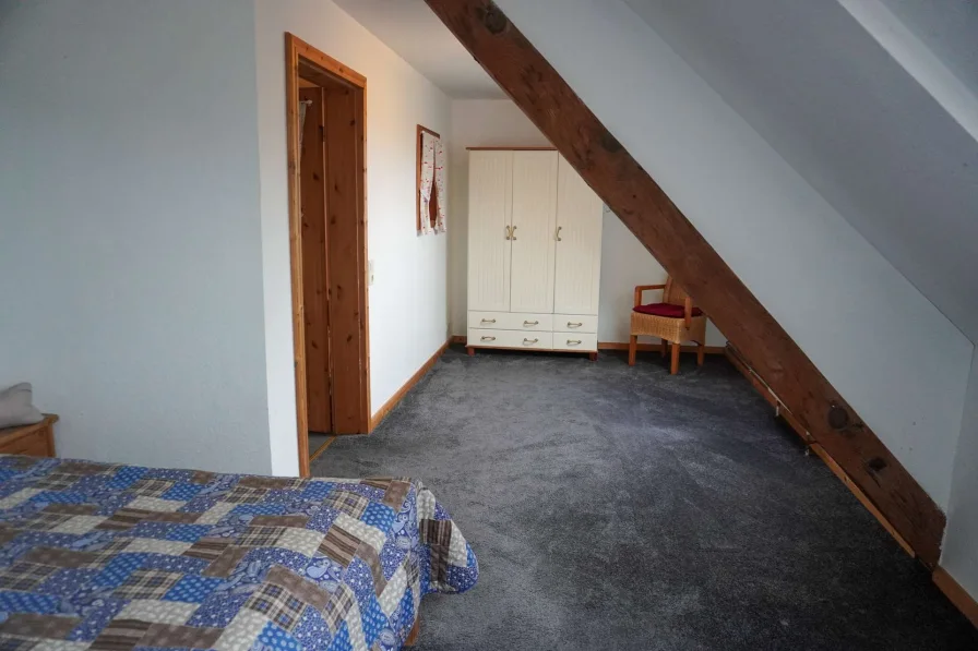 Schlafzimmer 1 OG