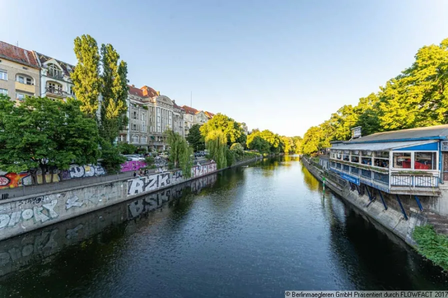 Paul-Lincke-Ufer - Wohnung kaufen in Berlin, Kreuzberg - Vermietete 1-Zimmer Altbauwohnung am Landwehrkanal Kreuzberg als Kapitalanlage