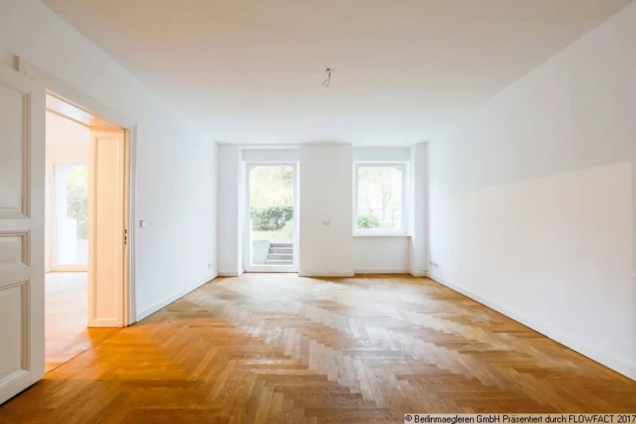 Zimmer - Wohnung kaufen in Berlin, Kreuzberg - 5-Zimmer-Wohnung mit Terrasse und Garten am Paul-Lincke-Ufer, bezugsfrei ab 01.10.24