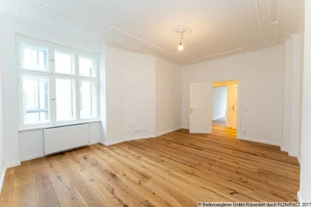 Gleimstraße Mauerpark - Wohnung kaufen in Berlin - Praktische 2-Zimmer-Wohnung mit Balkon, Umbau zu 3 Zimmern möglich