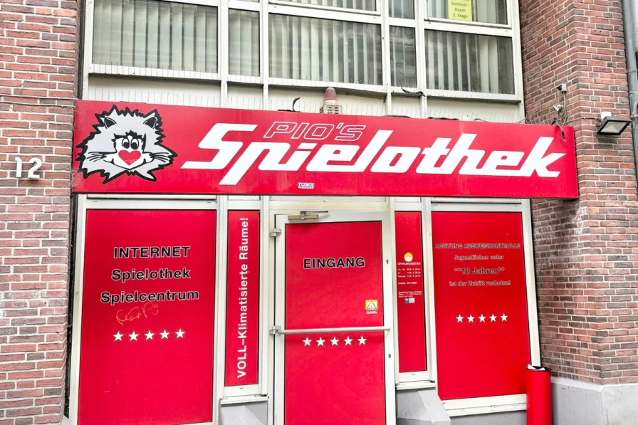 AUSSENANSICHT - Laden/Einzelhandel kaufen in Oldenburg (Oldenburg) - ÜBER 4,7 % RENDITE - VERMIETETE FLÄCHE IN DER INNENSTADT