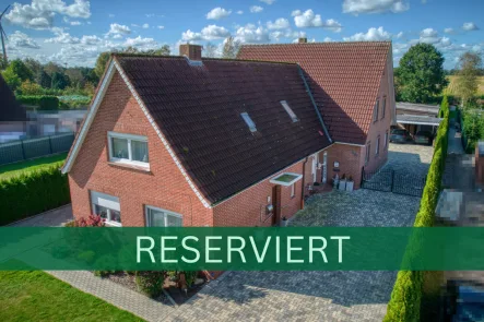 AUSSENANSICHT - Haus kaufen in Rhauderfehn - RESERVIERT - 2 HÄUSER 1 PREIS - IDEAL ALS MEHRGENERATIONENHAUS