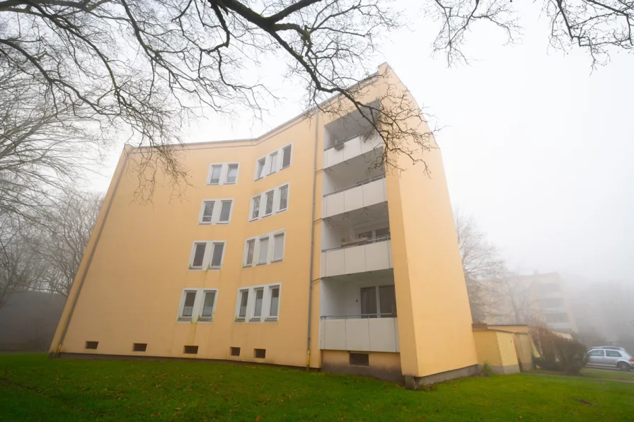 AUSSENANSICHT - Wohnung kaufen in Oldenburg / Etzhorn - VERMIETETE EIGENTUMSWOHNUNG IN RUHIGER LAGE