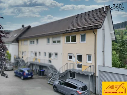 Reihenendhaus mit jungem Baujahr - Haus kaufen in Winterberg / Silbach - Reihenendhaus mit jungem Baujahr, vermietet!