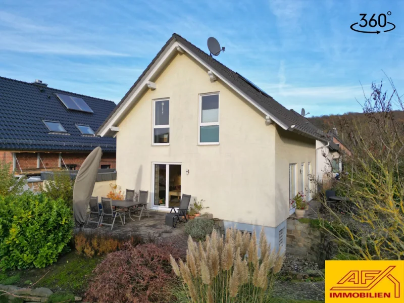 Familienhaus mit jungem Baujahr - Haus kaufen in Arnsberg - Familienhaus mit jungem Baujahr in Arnsberg!