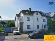 3-Familienhaus in zentraler Lage